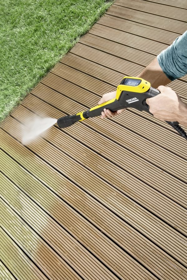 Limited-Time Sale for Summer Surprises AED 129د.إ:Kärcher K7 Premium Smart Control Home Pressure Washer, Pressure: max 180 bar, Flow rate: 600l/h, Surface: 60m²/h, Water Filter,...